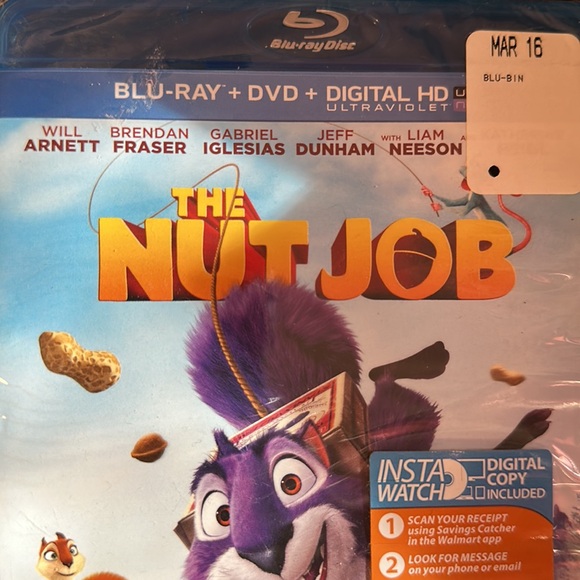 THE NUT JOB NWT BLU Ray +DVD + DIGITAL HD ULTRAVIOLET NTSB format for USA - Picture 2 of 6